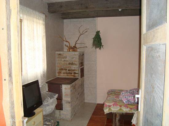 Cabana de vacanta(casa)-Valea de Pesti