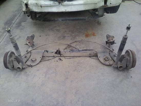 Punte spate completa Dacia Logan 2006