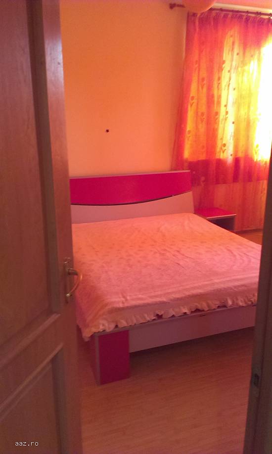 inchiriere apartament 3 camere cu cheltuieli incluse