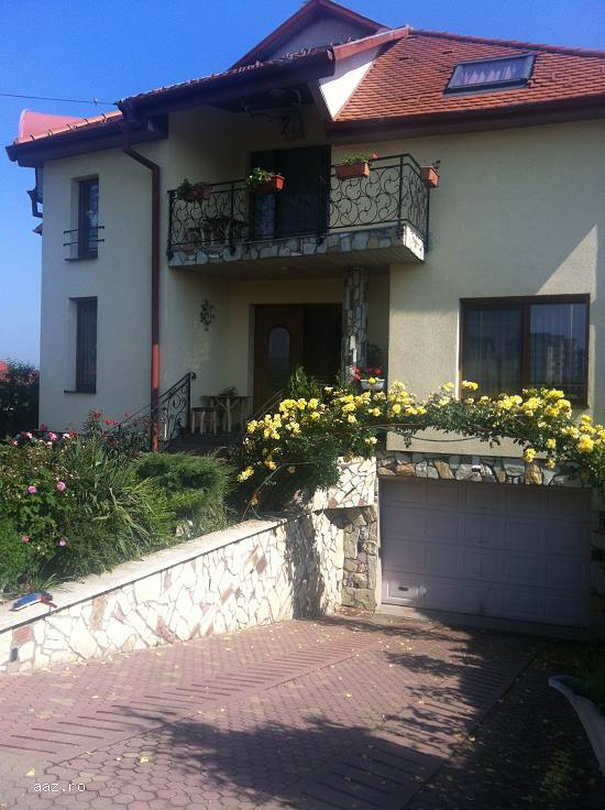 CASA DE VANZARE