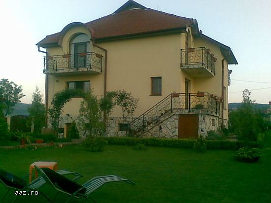 CASA DE VANZARE
