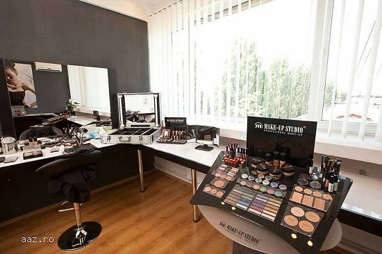 Curs Acreditat de Initiere in Make-up