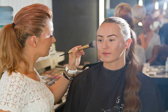 Curs Acreditat de Initiere in Make-up