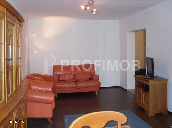 Vanzare apartament decomandat,  Titulescu