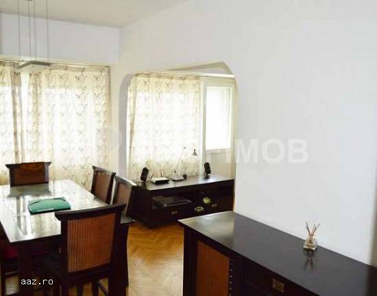 Vanzare apartament 3 camere Mihalache,  mobilat