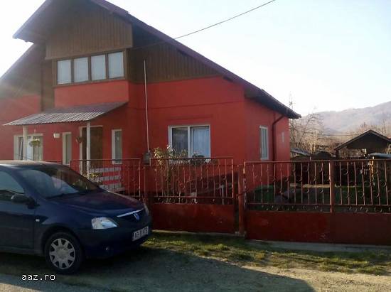 Casa 3 camere Com Bunesti Valcea (La 3 km de Govora)
