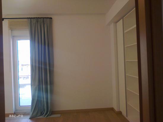 Bd. AVIATORILOR,    Str. E. PORUMBARU 82 - 84 INCHIRIEZ  APT. CU 3 CAMERE ET 3 DECOMANDATE