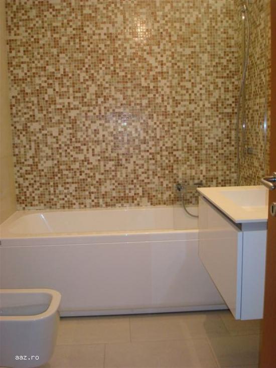 Bd. AVIATORILOR,    Str. E. PORUMBARU 82 - 84 INCHIRIEZ  APT. CU 3 CAMERE ET 3 DECOMANDATE
