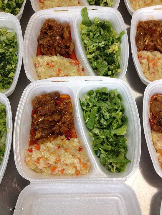 servicii catering