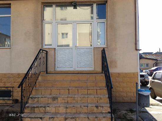 Spatiu comercial (birouri) 90 mp