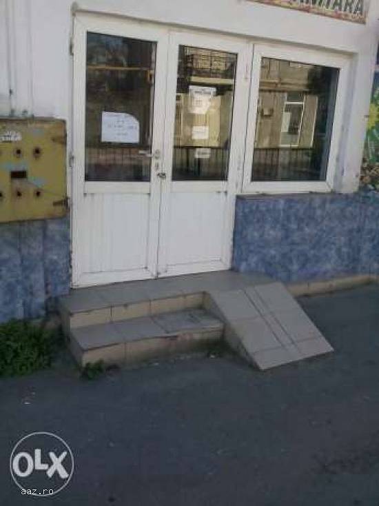 Inchiriez spatii comerciale