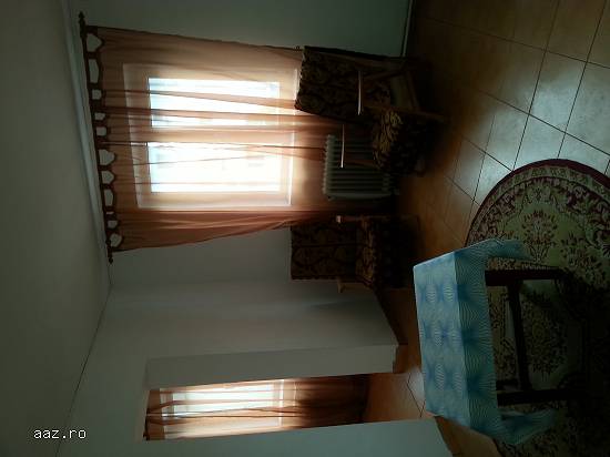 Vand apartament 2 camere semidecomandat