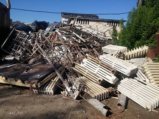 Cumparam fier vechi calorifere cupru aluminiu baterii hartie iasi 0755318887