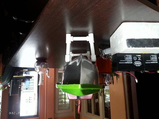 Barcuta de plantat pentru pescuit