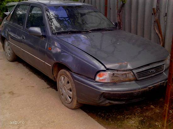 Vand Daewoo Cielo Executive avariat