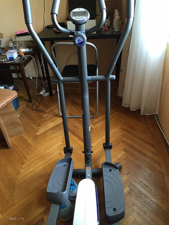 Vindem biciclete eliptice