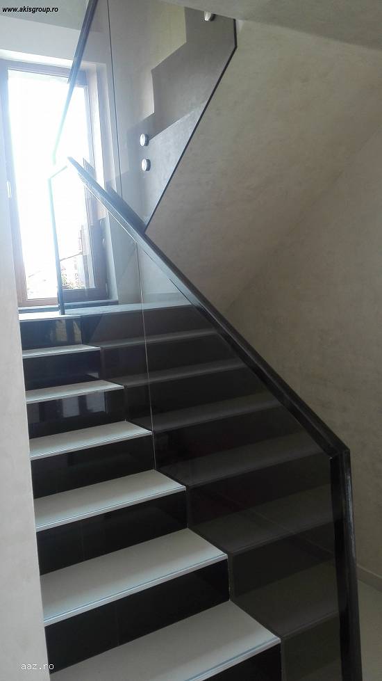 Balustrade cu sticla ,  elegante si moderne Timisoara