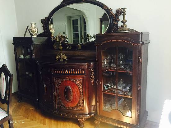 Vand set de mobila vechi sufragerie