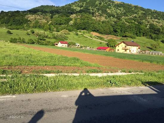 Vand teren Valcea Calimanesti