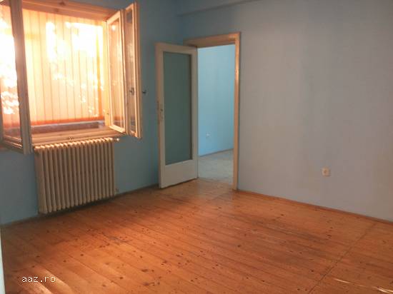 vand apartament 2 camere colentina (10 min de obor)