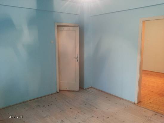 vand apartament 2 camere colentina (10 min de obor)