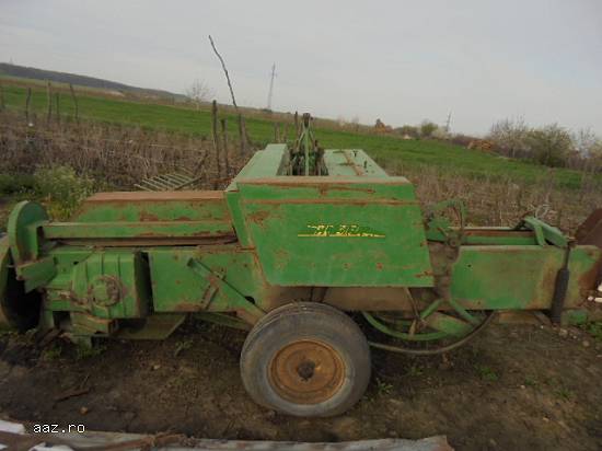Dezmembrari Prese de balotat John Deere,  Claas,  New Holland,  Rivierre Casalis