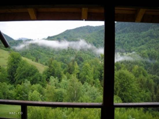 LICITATIE PENSIUNE in Podu Dambovitei (Rucar-Bran)