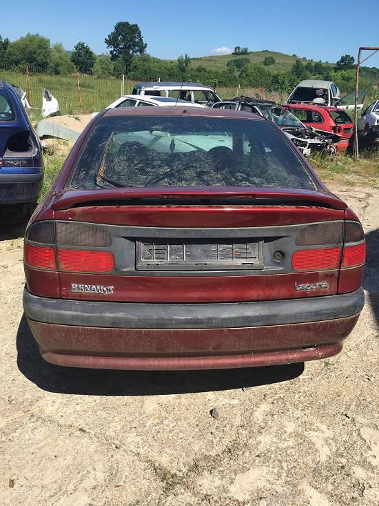 Dezmembrez Renault Laguna an 1997
