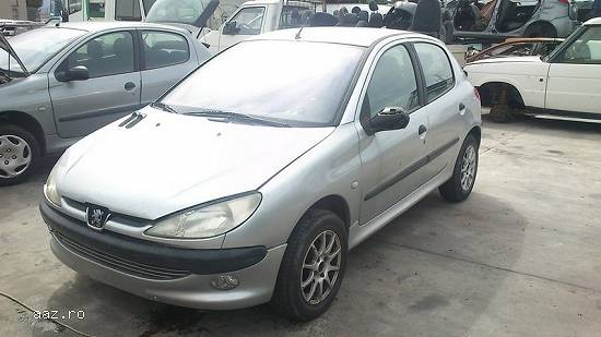 peugeot 206 5usi an 2001 motor 2.0hdi tip RHY