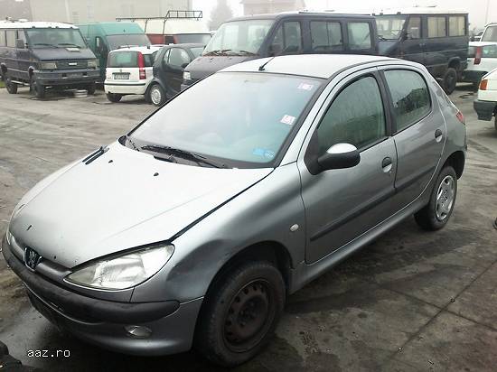 peugeot 206 5usi an 2002 motor 1.4hdi tip 8hx