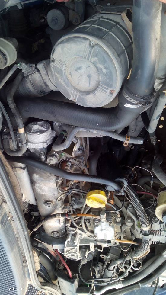 dezmembrez Renault scenic 1.9 dti .. an 99