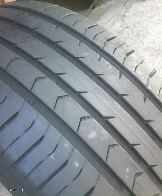 Anvelopa foarte putin uzata 205/55/16 ContiPremium Contact 5