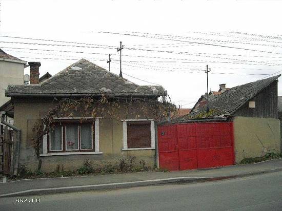 Casa de vanzare in Huedin- Central