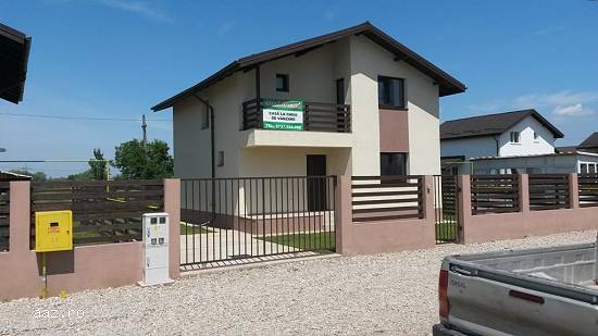 Vila 4 camere cu 3 bai intrare comuna Berceni