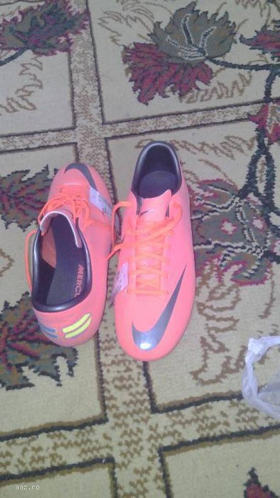Ghete Nike Mercurial nr 44, 5