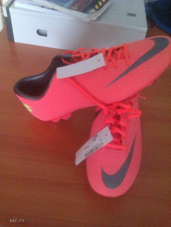 Ghete Nike Mercurial nr 44, 5