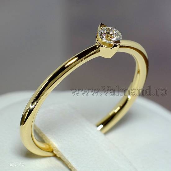 Inel de logodna din aur cu diamant 573