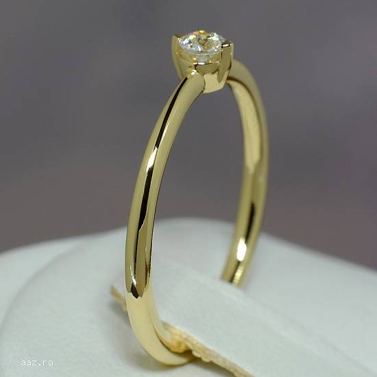 Inel de logodna din aur cu diamant 573