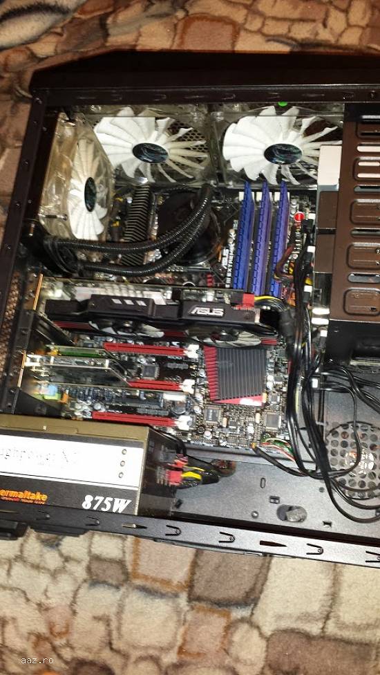 Vand Unitate Gaming I7 cu monitor LED