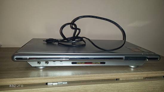 Vand DVD Autovox ca nou cu telecomanda