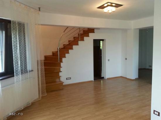 Particular vand apartament de102 m2 utili in Baneasa,  la doar 200 metrii fata de Herastrau