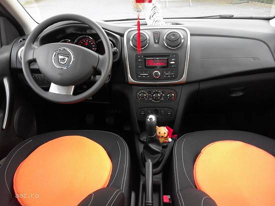 VIND DACIA 2015 LAURIATE 5 ANI GARANTIE