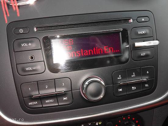 VIND DACIA 2015 LAURIATE 5 ANI GARANTIE