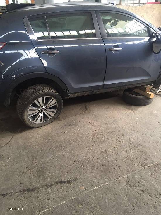 Dezmembrez Kia Sportage