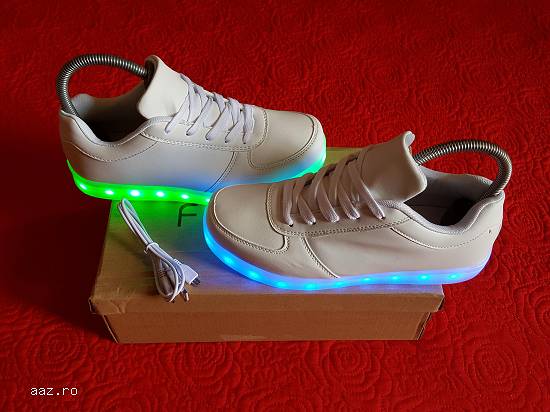 Descopera noile colectii pe MagazinShoes