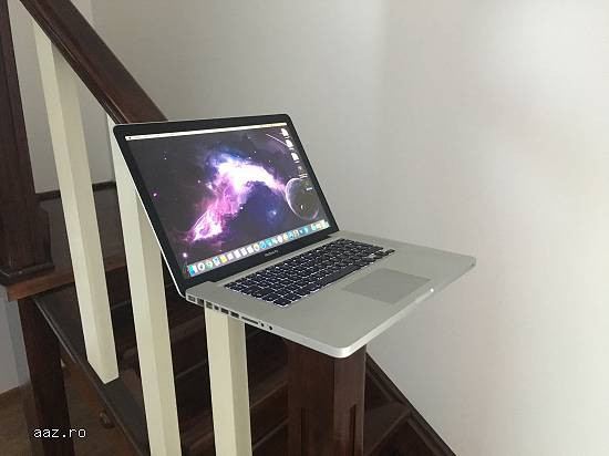 MacBook Pro 15-inch,  Early 2011 i7 500 GB + mouse Apple !