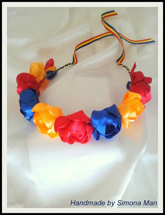 Coronita tricolora Hai Romania!