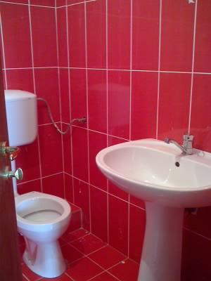 3 camere