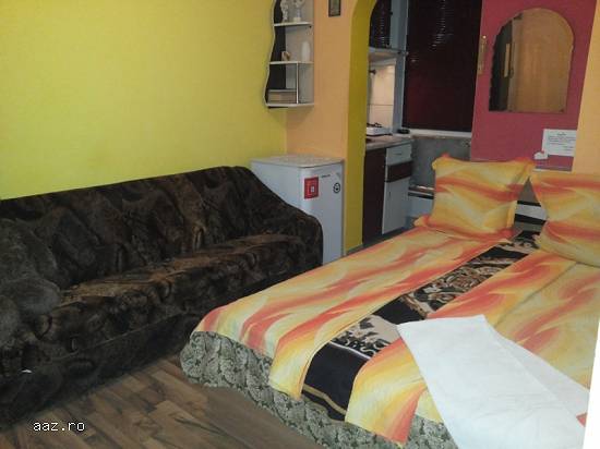 Cazare Mangalia- Saturn,   zona buna,   camera,   apartament sau la curte