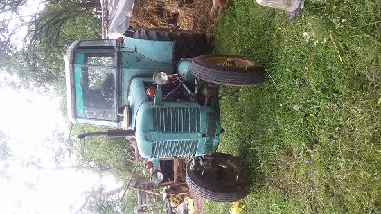 vand tractor cu utilaje